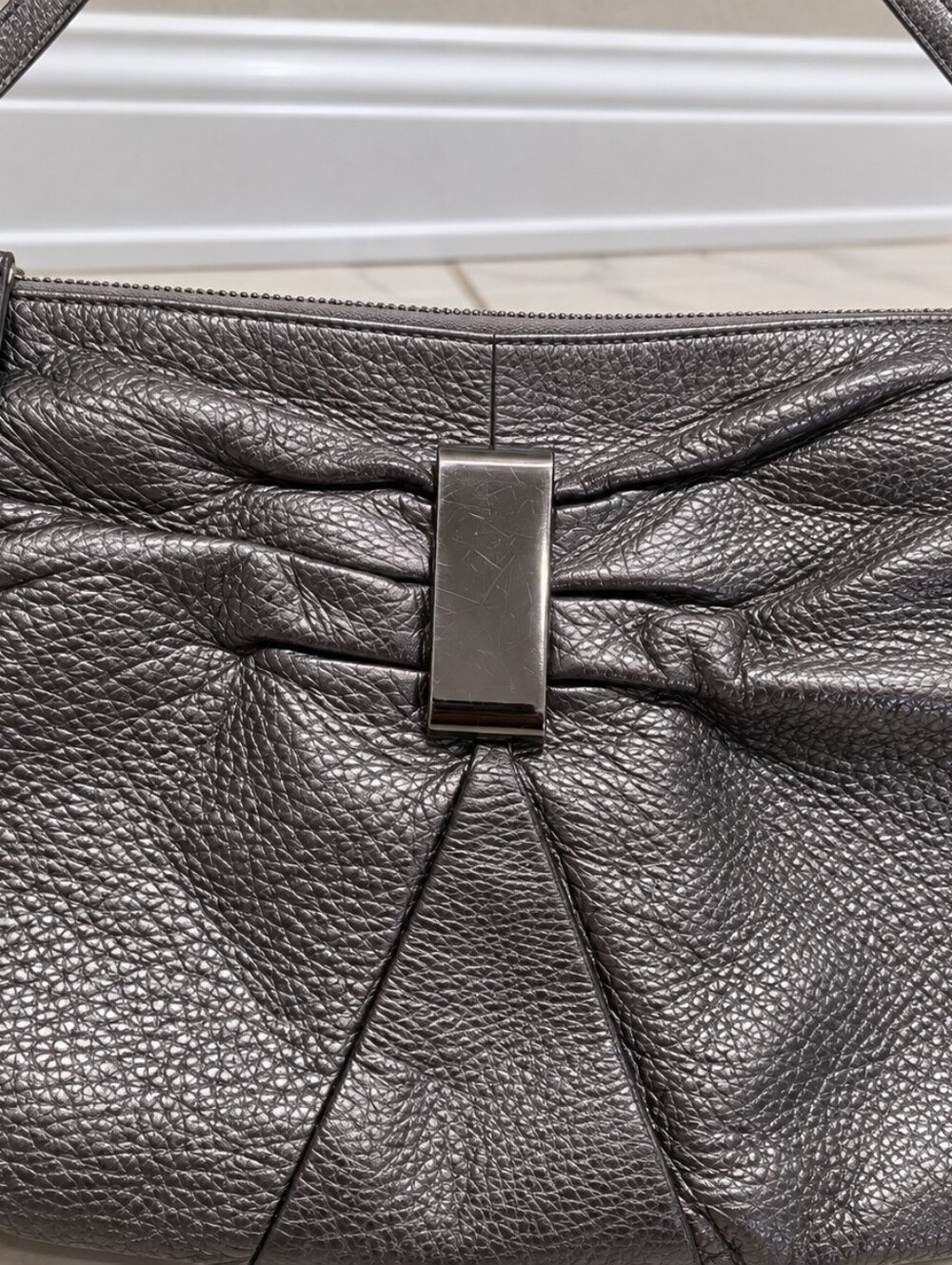 AUDREY BROOKE Metallic Gray Pebbled Leather Shoulder Bag. - Picture 3 of 7